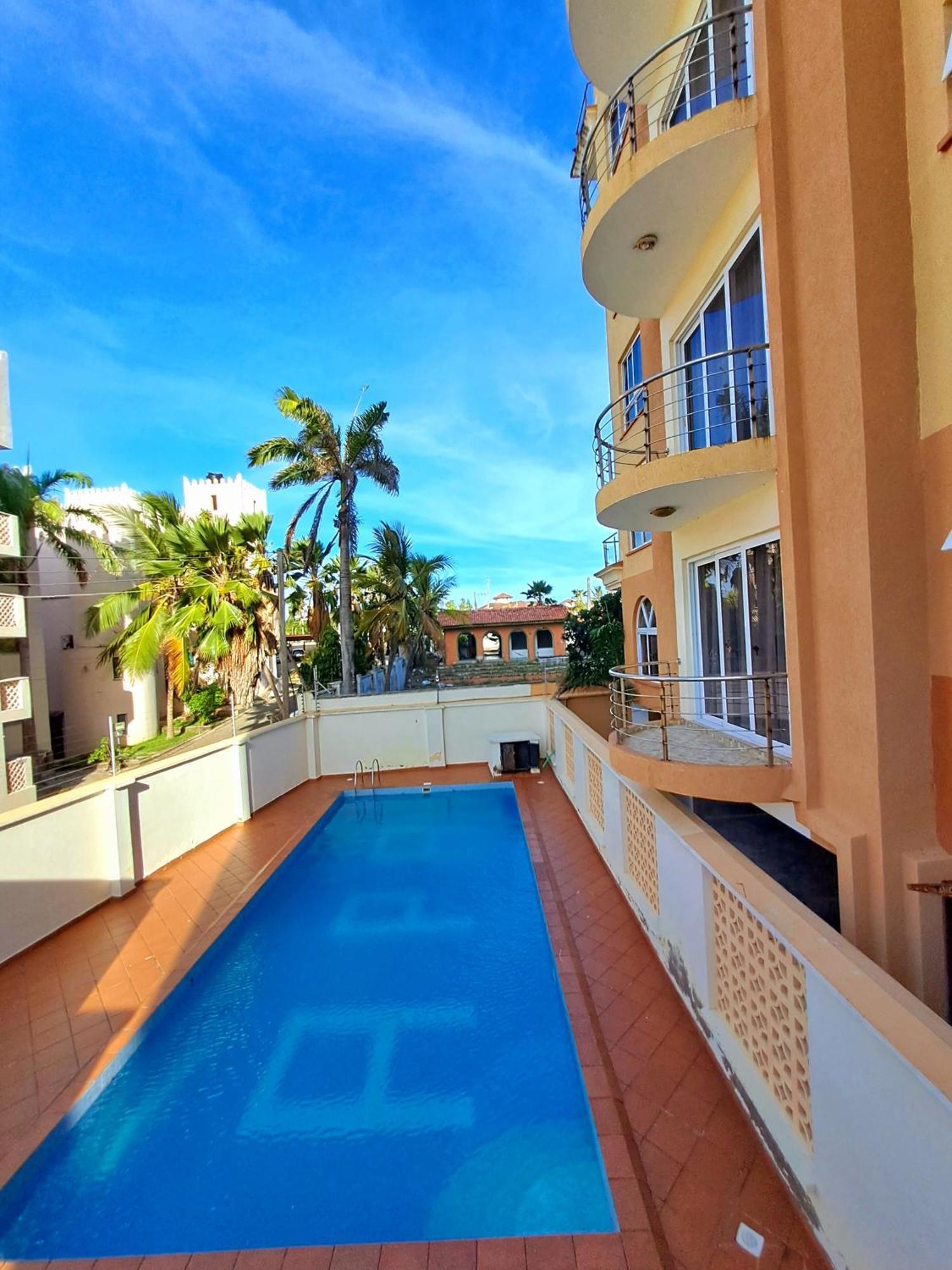 Elna'S Nyali - Work & Unwind - Pool, Sea Views, Ac & Fast Wi-Fi Bed & Breakfast Mombasa Exterior photo